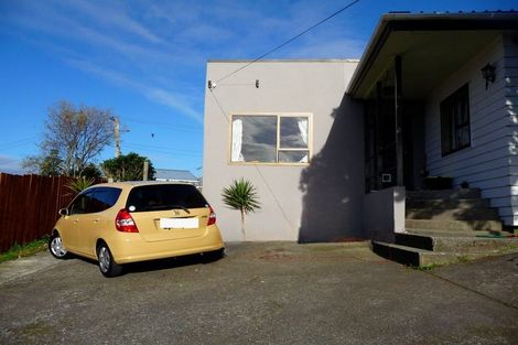 Photo of property in 65 Gordon Road, Plimmerton, Porirua, 5026