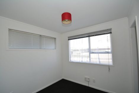 Photo of property in 15 Tyndrum Place, Highland Park, Auckland, 2010
