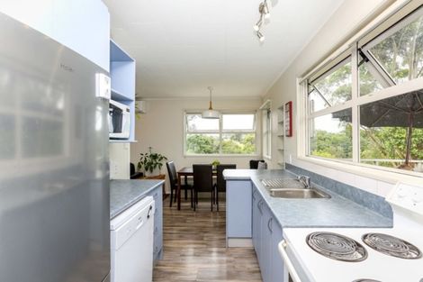 Photo of property in 8a Elm Grove, Westown, New Plymouth, 4310