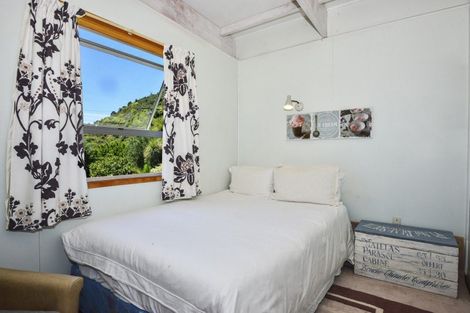 Photo of property in 20 Kahawai Street, Mahia, 4198