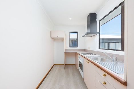 Photo of property in 122 Yaldhurst Road, Sockburn, Christchurch, 8042