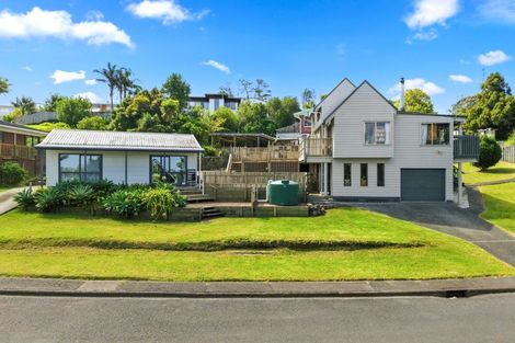 Photo of property in 10 Stredwick Drive, Torbay, Auckland, 0630