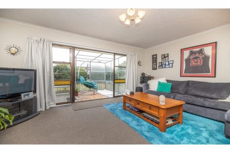 Photo of property in 2/81 Briggs Road, Shirley, Christchurch, 8052