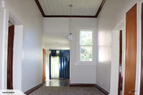 Photo of property in 85 Hine Street, New Plymouth, 4310