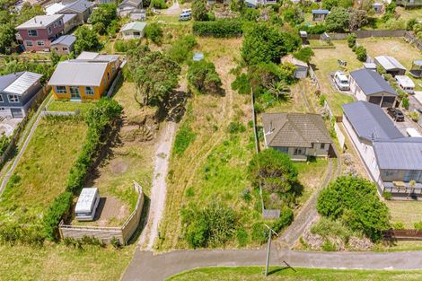 Photo of property in 60 Karaka Street, Castlecliff, Wanganui, 4501