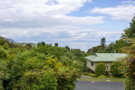 Photo of property in 62 Hauraki Terrace, Pukawa Bay, Turangi, 3381