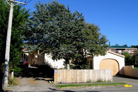 Photo of property in 14 Kaitawa Street, Waikanae Beach, Waikanae, 5036