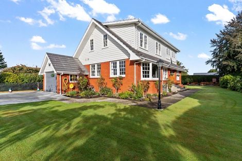 Photo of property in 68 Great North Road, Winton, 9720