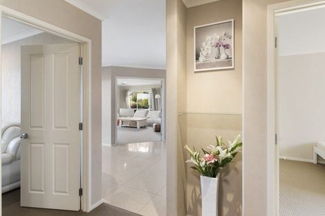 Photo of property in 15 Matheson Road, Red Beach, 0932