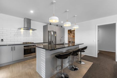 Photo of property in 6 Howie Rise, Te Puke, 3119