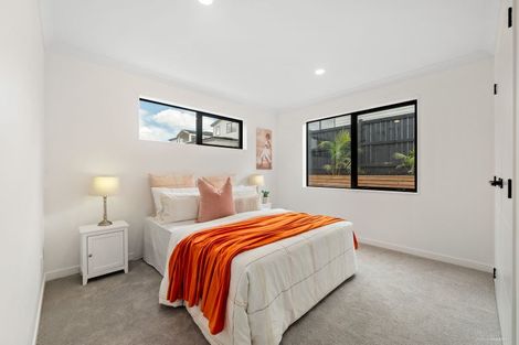 Photo of property in 58 Matangi View Drive, Orewa, 0931