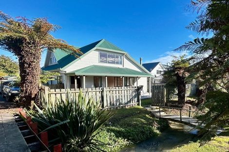 Photo of property in 65a Robinson Avenue, Holdens Bay, Rotorua, 3010