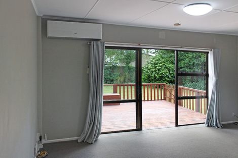 Photo of property in 5 Nyton Place, Bryndwr, Christchurch, 8053