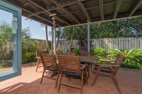 Photo of property in 5 Pipi Dune, Whitianga, 3510