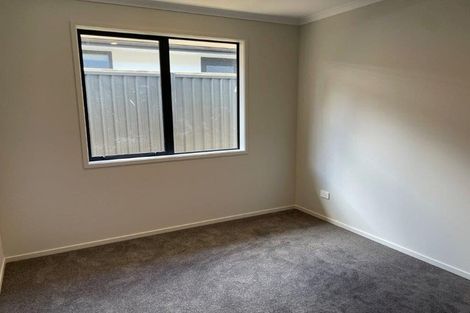 Photo of property in 11 Godwit Lane, Welcome Bay, Tauranga, 3112