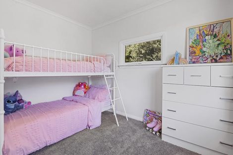 Photo of property in 144a High Street, Oxford, 7430