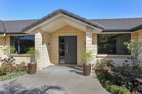 Photo of property in 32 Searle Drive, Patumahoe, Pukekohe, 2679