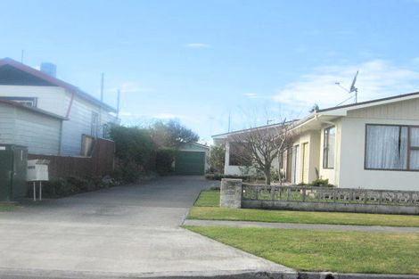 Photo of property in 2/802 Victoria Street, Parkvale, Hastings, 4122