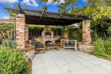 Photo of property in 53 Aramoana Avenue, Devonport, Auckland, 0624