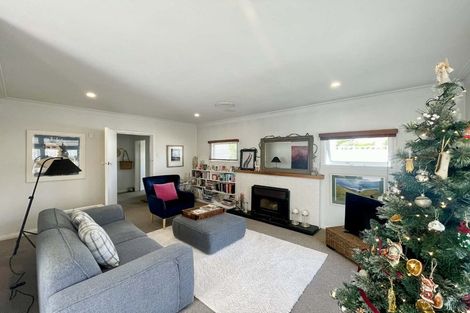 Photo of property in 57 Paynters Avenue, Strandon, New Plymouth, 4312