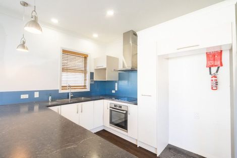 Photo of property in 40 Oxford Street, Hokowhitu, Palmerston North, 4410