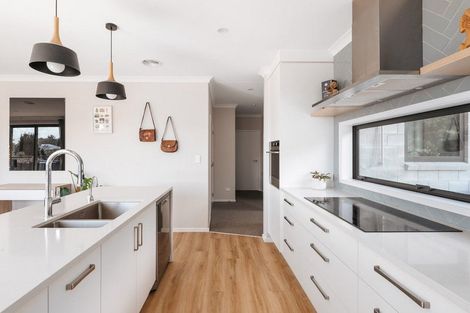 Photo of property in 4 Estates Terrace, Welcome Bay, Tauranga, 3175