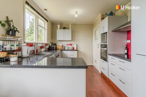 Photo of property in 15 Hanlon Street, Halfway Bush, Dunedin, 9010