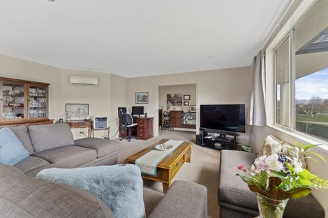 Photo of property in 3 De Bettencor Place, Mount Pisa, Cromwell, 9383