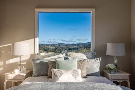 Photo of property in 268 Sturges Road, Henderson, Auckland, 0612