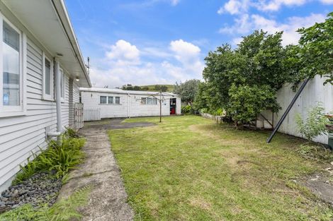 Photo of property in 107 Taylor Road, Mangere Bridge, Auckland, 2022