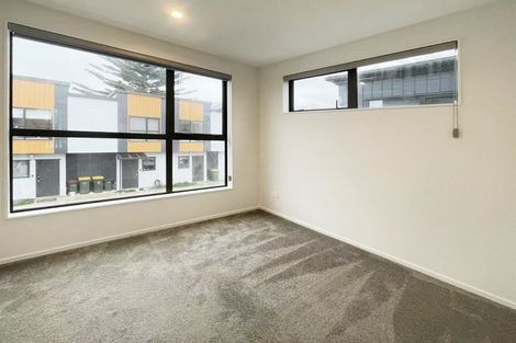 Photo of property in 17c Sturdee Road, Manurewa, Auckland, 2102