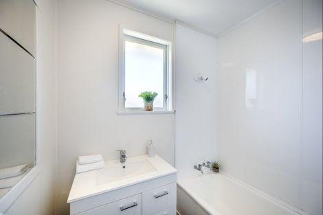 Photo of property in 113b Stortford Street, Saint Leonards, Hastings, 4120