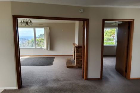 Photo of property in 73 Mills Road, Brooklyn, Wellington, 6021