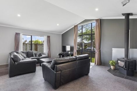 Photo of property in 9 Farringdon Avenue, Rototuna North, Hamilton, 3210