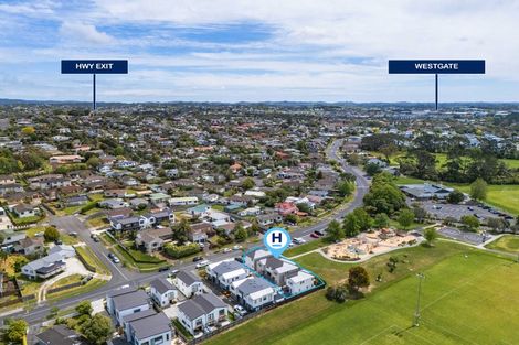 Photo of property in 21c Granville Drive, Massey, Auckland, 0614
