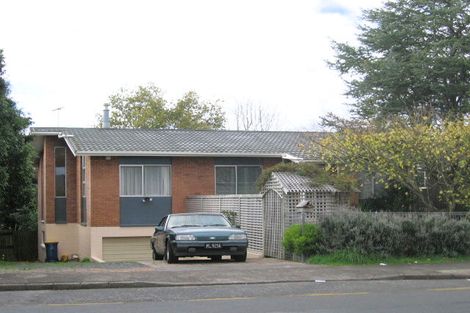 Photo of property in 151 Waimumu Road, Massey, Auckland, 0614