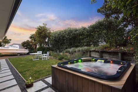 Photo of property in 8 Owen Place, Omokoroa, 3114