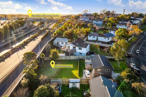 Photo of property in 37a Oreil Avenue, West Harbour, Auckland, 0618