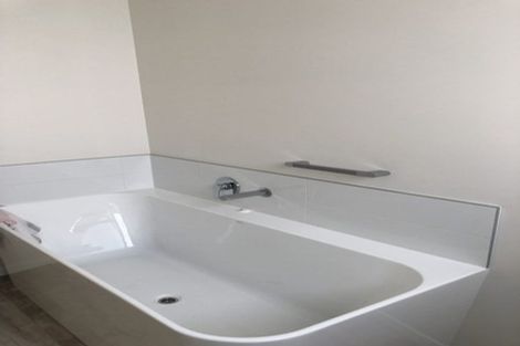 Photo of property in 72 Kuku Beach Road, Kuku, Levin, 5570