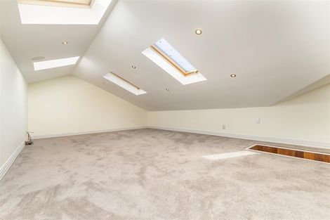 Photo of property in 2036 East Coast Road, Stillwater, Silverdale, 0993