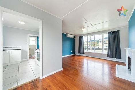 Photo of property in 40 Bell Street, Tawa, Wellington, 5028
