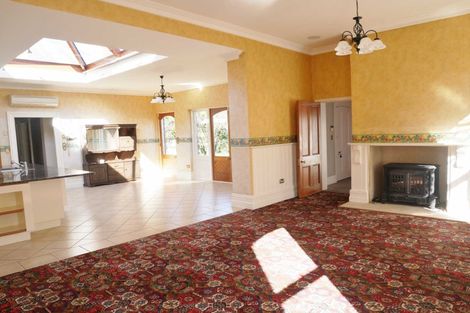 Photo of property in 75 Hansons Lane, Upper Riccarton, Christchurch, 8041