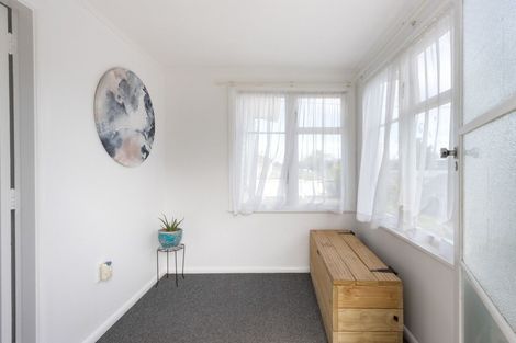 Photo of property in 16 Mason Avenue, Maraenui, Napier, 4110