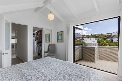 Photo of property in 5 Honeysuckle Lane, Mairangi Bay, Auckland, 0630