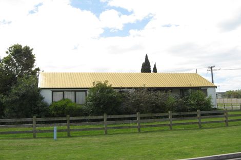 Photo of property in 1 Laurence Street, Manly, Whangaparaoa, 0930