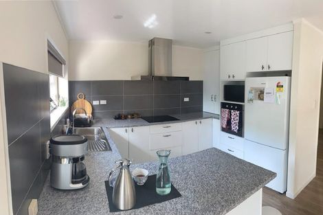 Photo of property in 2/168 Prince Regent Drive, Farm Cove, Auckland, 2012