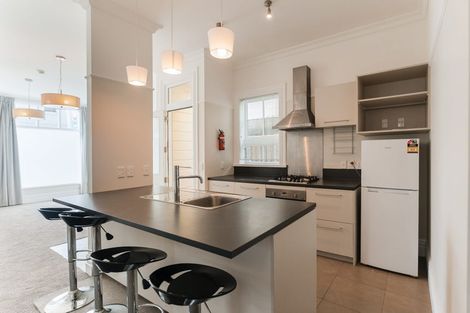 Photo of property in 330 Tinakori Road, Thorndon, Wellington, 6011