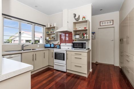 Photo of property in 6 Ypres Street, Greenmeadows, Napier, 4112