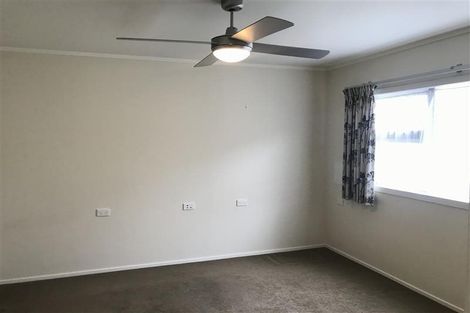 Photo of property in 117a Carlisle Road, Northcross, Auckland, 0632