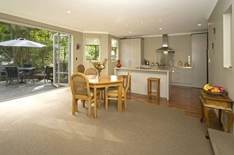 Photo of property in 50a Pupuke Road, Hillcrest, Auckland, 0627